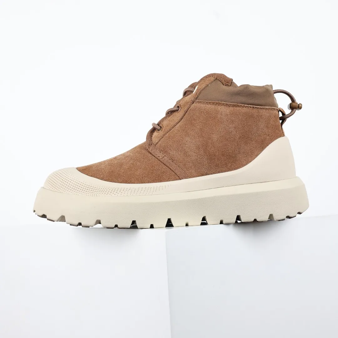 Pick up locally 💰660 Core recommendation Good price It is a very suitable choice for keeping warm in winter and at home. In the new year, uug launched a series of styles, which are partial to the preferences of young consumers and have also moved to the forefront of fashion trends. Shoe body material Water-repellent coated suede upper 17mm UGGPURE™ implantable wool insole Lightweight non-slip comfortable rubber outsole With brand LOGO trademark Comes with a full set of packaging Size: 35 36 37 38 39 40 41 42 43 44 45
